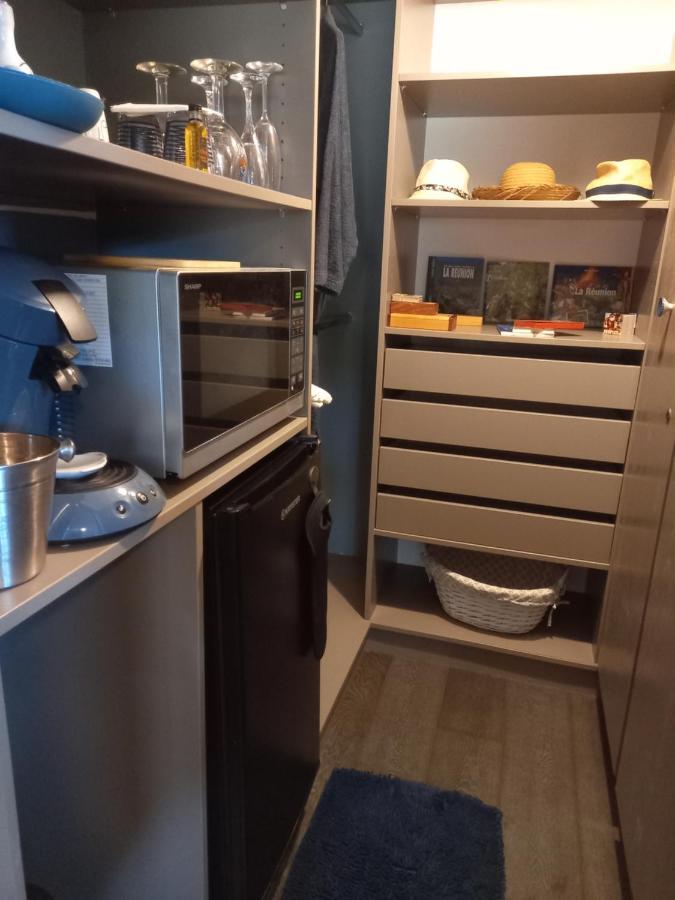 Suite Indigo Jacuzzi Prive Piscine Vue Mer Acces Cuisine Laverie Сен-Пиер Екстериор снимка
