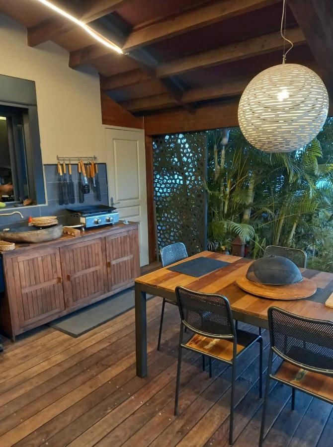 Suite Indigo Jacuzzi Prive Piscine Vue Mer Acces Cuisine Laverie Сен-Пиер Екстериор снимка