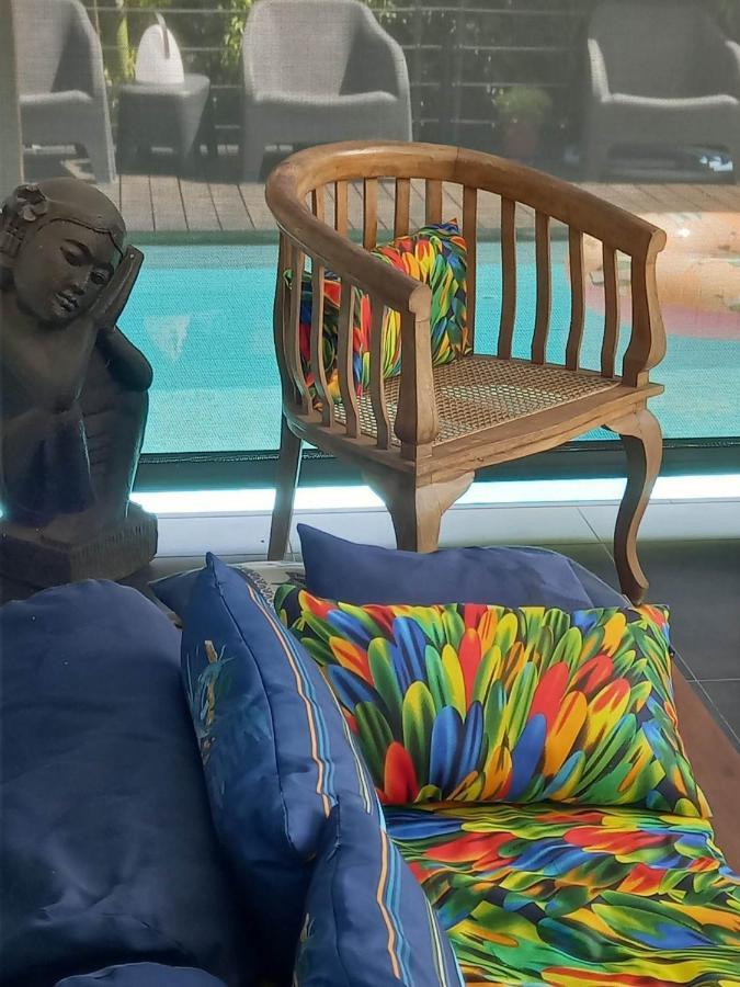 Suite Indigo Jacuzzi Prive Piscine Vue Mer Acces Cuisine Laverie Сен-Пиер Екстериор снимка